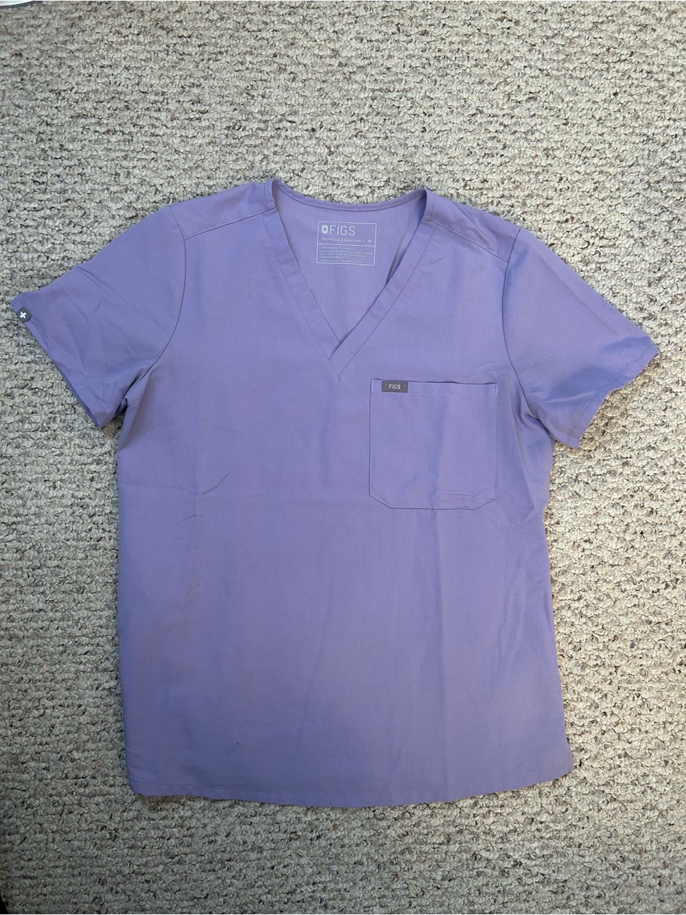 FIGS scrub top Size M Lavender